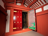 http://iishuusyoku.com/image/平等院鳳凰堂の西面扉の新造復元事業「Anapurna 2050i」がお手伝いしました。