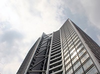 ドイツを本拠とし、約80年の歴史をもつグローバルマーケティングリサーチ企業の日本法人。オフィスは中野坂上駅直結のタワーにあります。