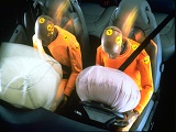 http://iishuusyoku.com/image/当社の持つシートベルトやエアバッグの先進技術は、世界中のあらゆる地域で交通事故による死傷者を減らすために役立っています。