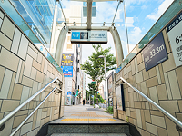 http://iishuusyoku.com/image/トレンドの発信地「表参道」が最寄り駅。オシャレなショップがたくさん！毎日の通勤やランチが楽しくなりますね♪