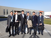http://iishuusyoku.com/image/同社では、オフィシャルパートナーであるGEA社（ドイツ）に定期的に社員を派遣し、技術会議や研修を行っています。