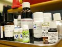 http://iishuusyoku.com/image/海外からサンプルを取り寄せ、香料メーカーのニーズに合う原料を探していきます。