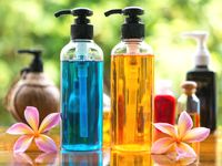 同社はスプレータイプの「エアゾール製品」やヘアケア・スキンケア用品を中心とする「液体充填品」などの開発を行うOEMメーカーです!化粧品、医薬部外品、工業用品、日用品などさまざまな製品を扱っています!