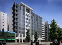 本社は2011年に完成したばかりの自社ビル!